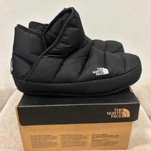 The North Face ThermoBall Traction Booties Kids' NWB Black/White Size 6